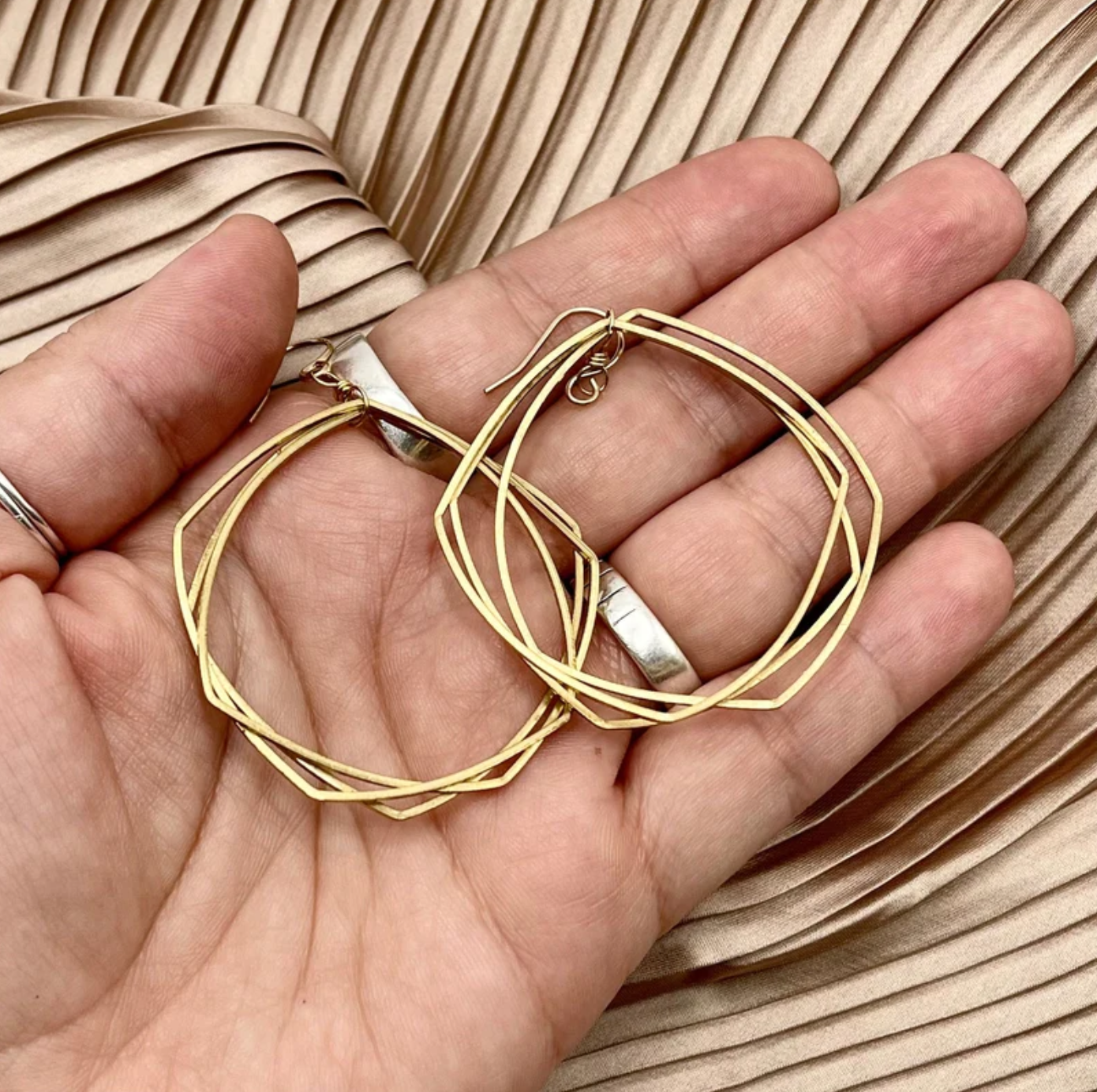 Giza Hoop Earrings