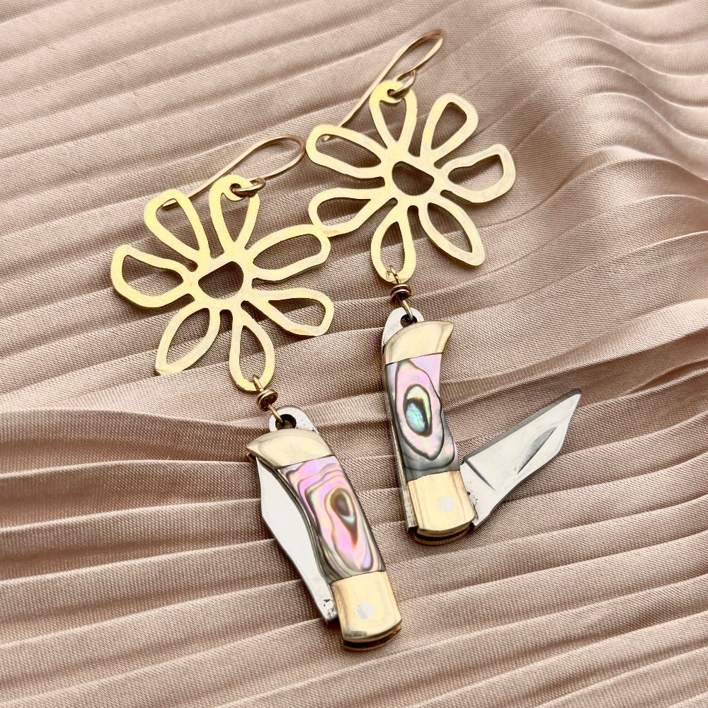 Gold flower pendant with abalone inlay billie pocketknife earrings
