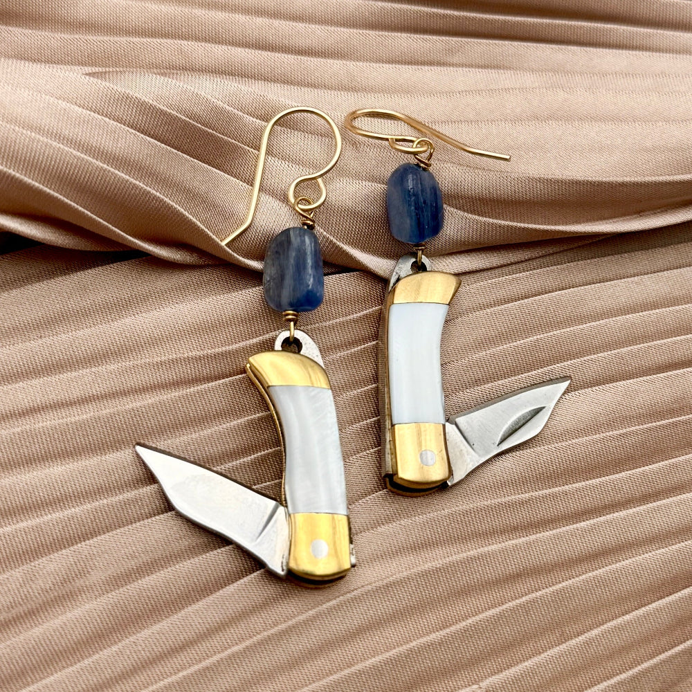 Earrings with kyanite bead and mother of pearl inlay mini pocketknives