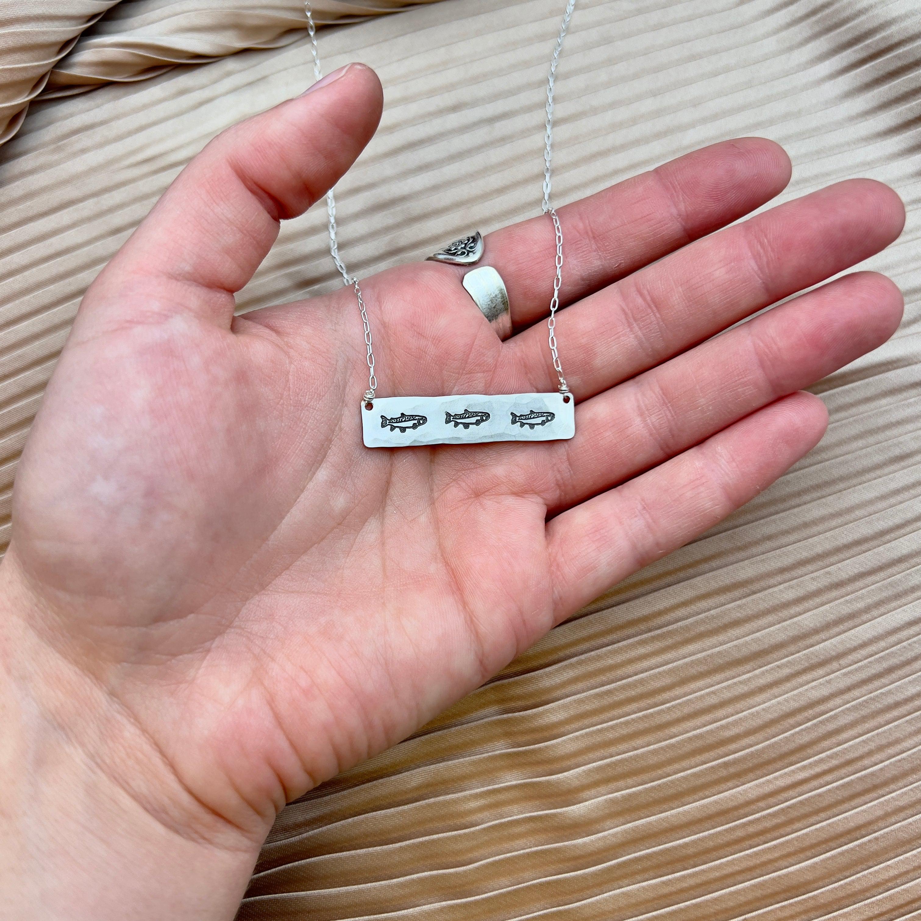 Feeesh Necklace (Bar) Horizontal