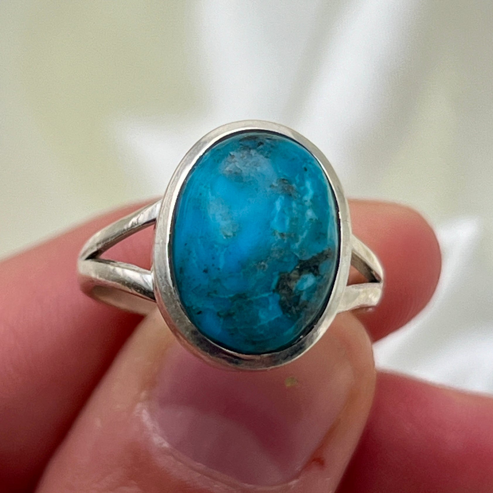 Turquoise Gemstone Ring: Size 7.5