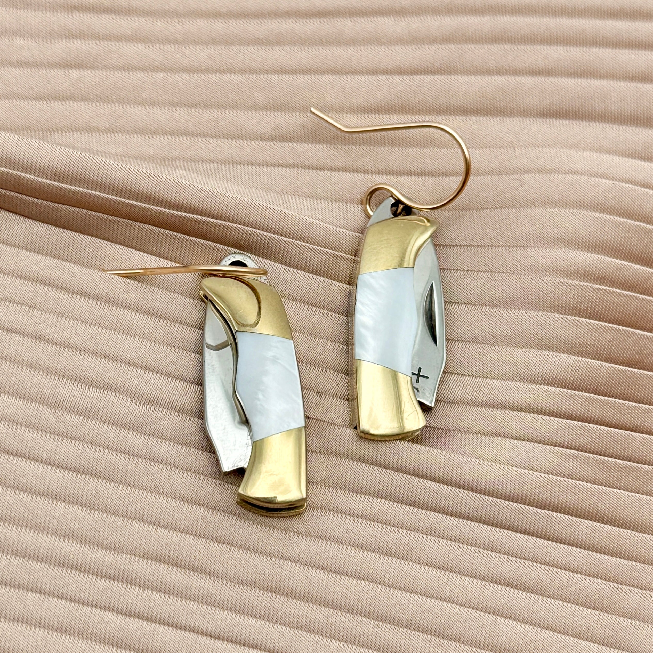 The Billie Earrings (Mother of Pearl)