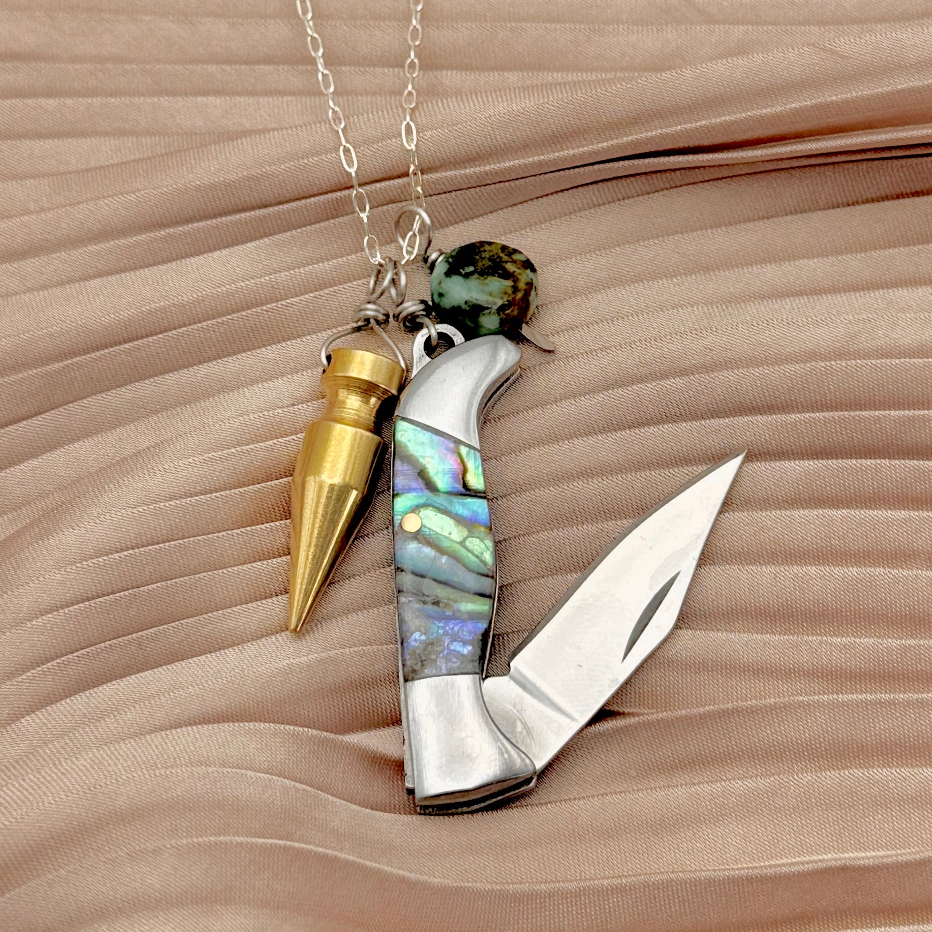 The Billie Necklace