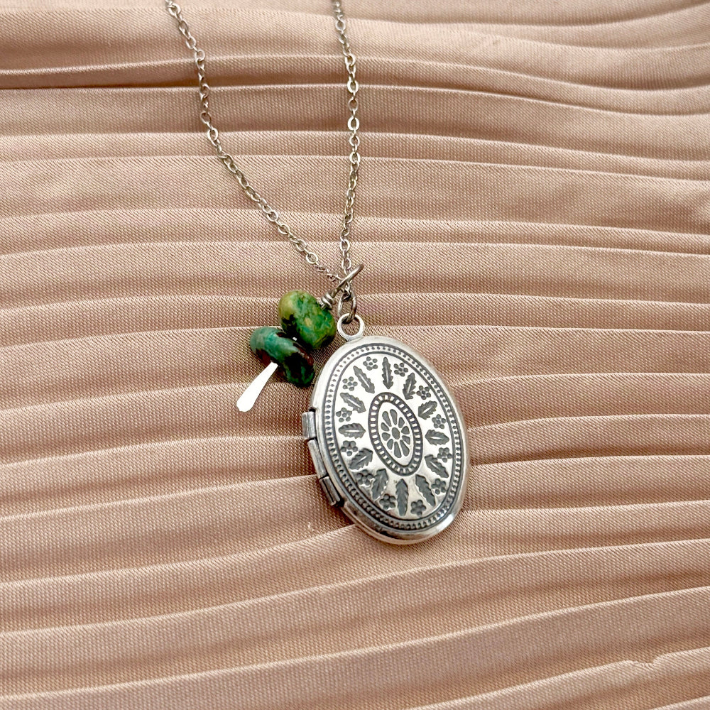 Capsule Locket Necklace (Turquoise)