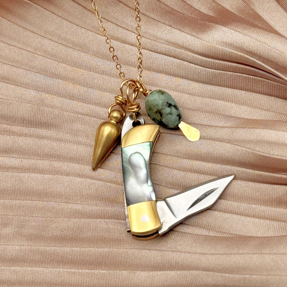 Billie Jr. Necklace (Abalone)